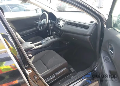 2018 Honda Hr-V Lx z USA, uszkodzony, nr VIN 3CZRU5H38JM717889